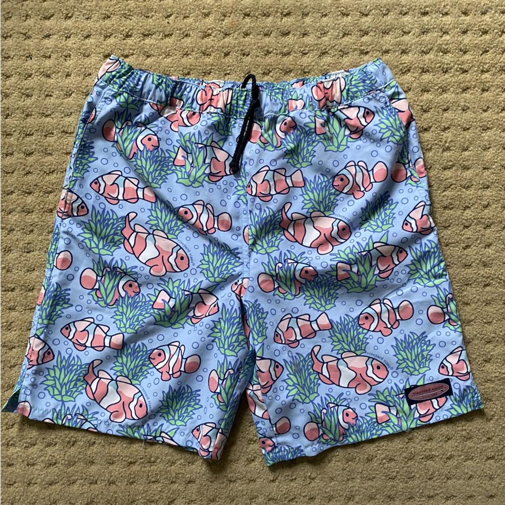 Barely worn vineyard vines swim trunks